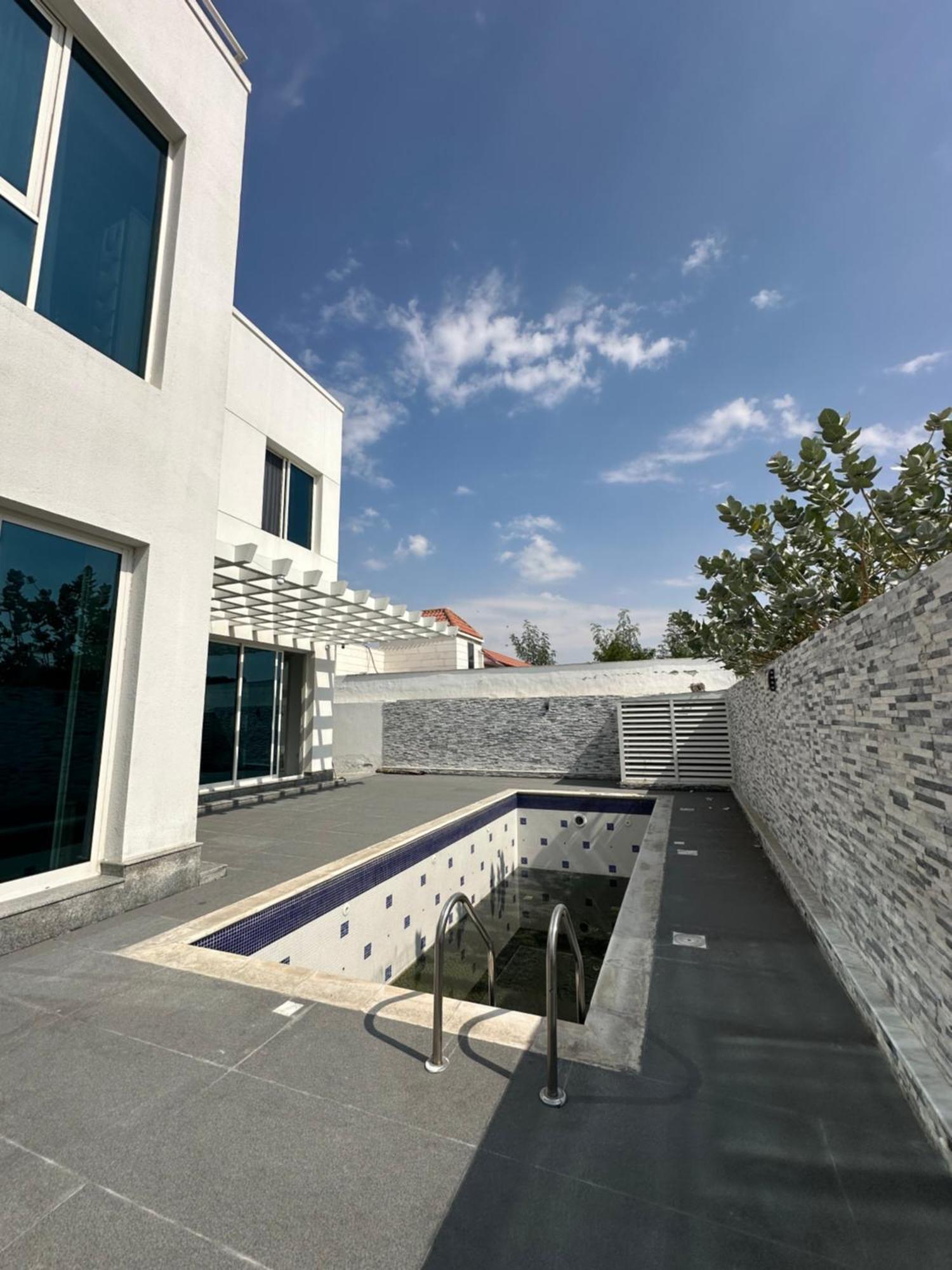 Centerpoint Duplex *