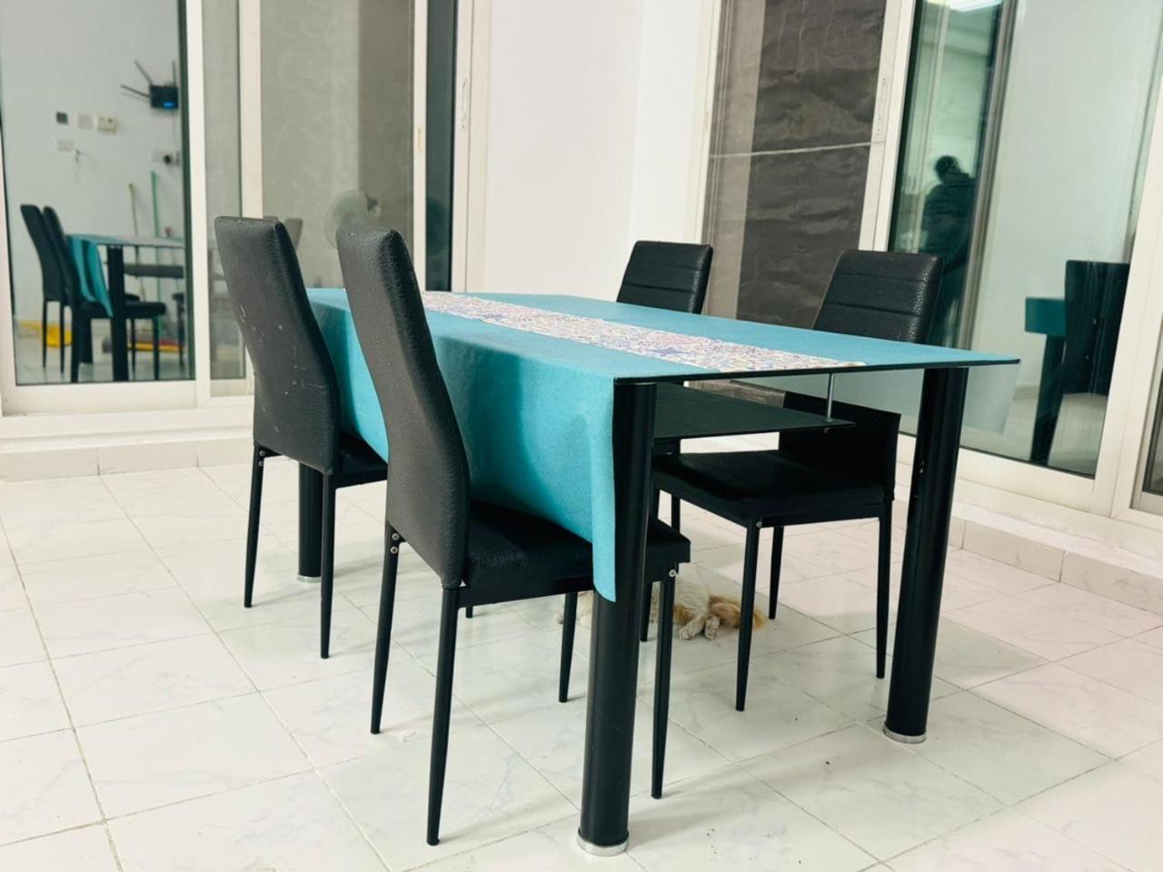 Guest house Centerpoint Duplex Dubai