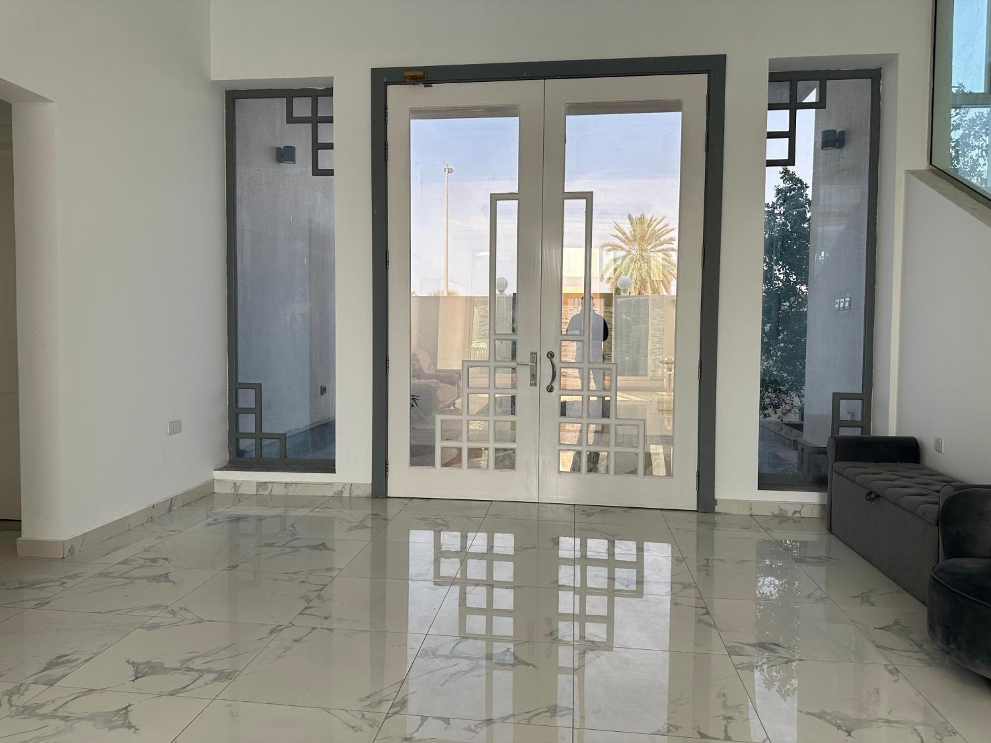 Centerpoint Duplex * Dubai