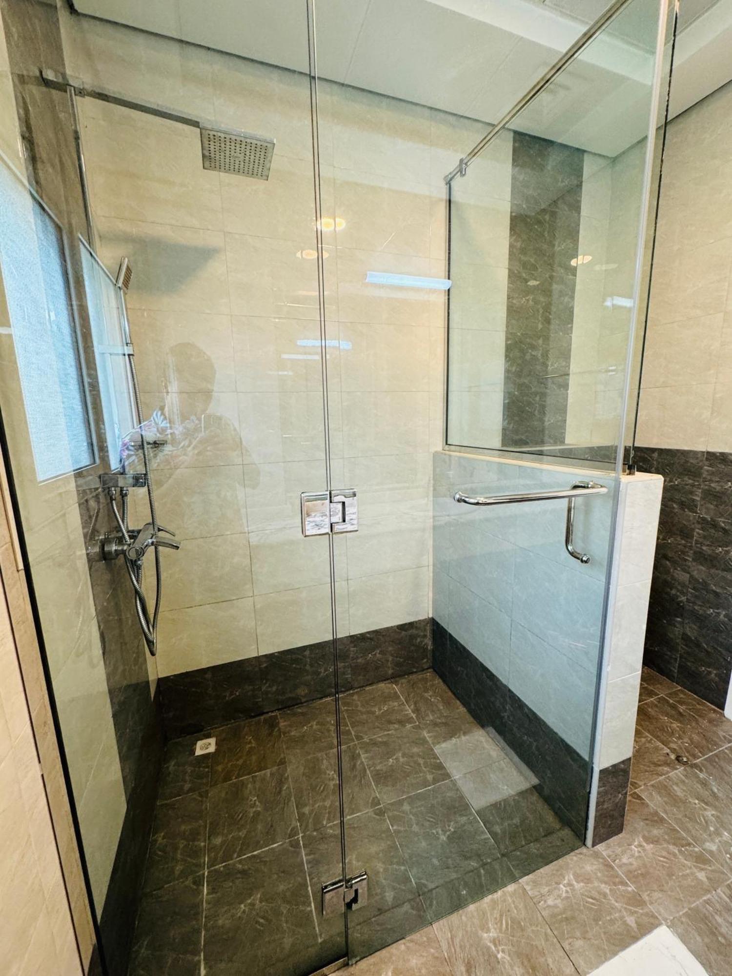 Centerpoint Duplex Guest house *